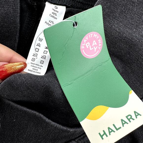 Halara Flex Jeans High Waist Crossover Pocket Stretchy Super Flare Black S NWT - Picture 3 of 4